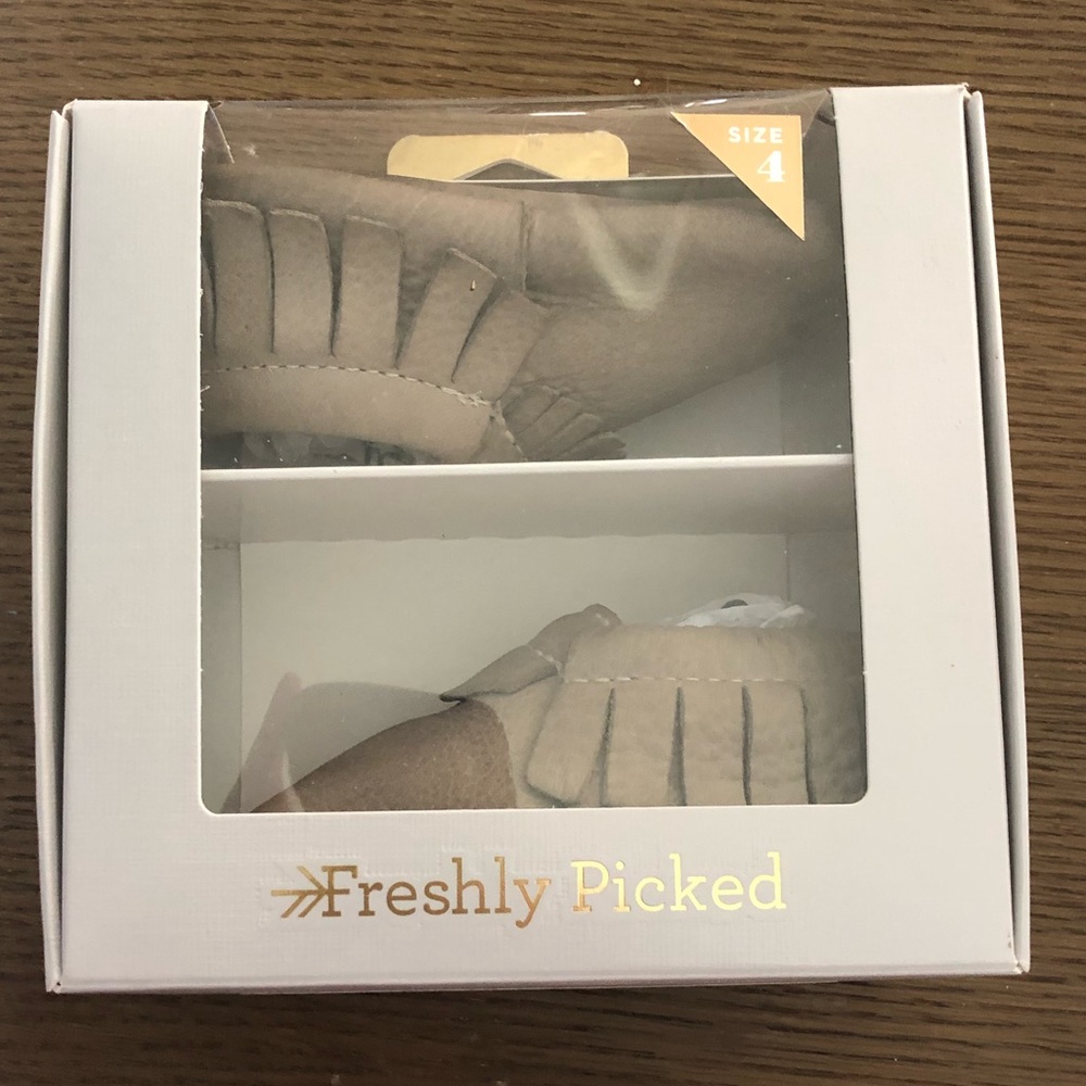 Freshly picked Soft sole moccasins